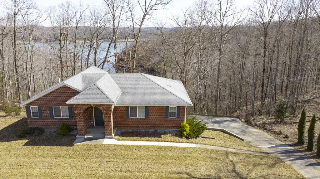 642 N Shore Drive Monticello KY 42633