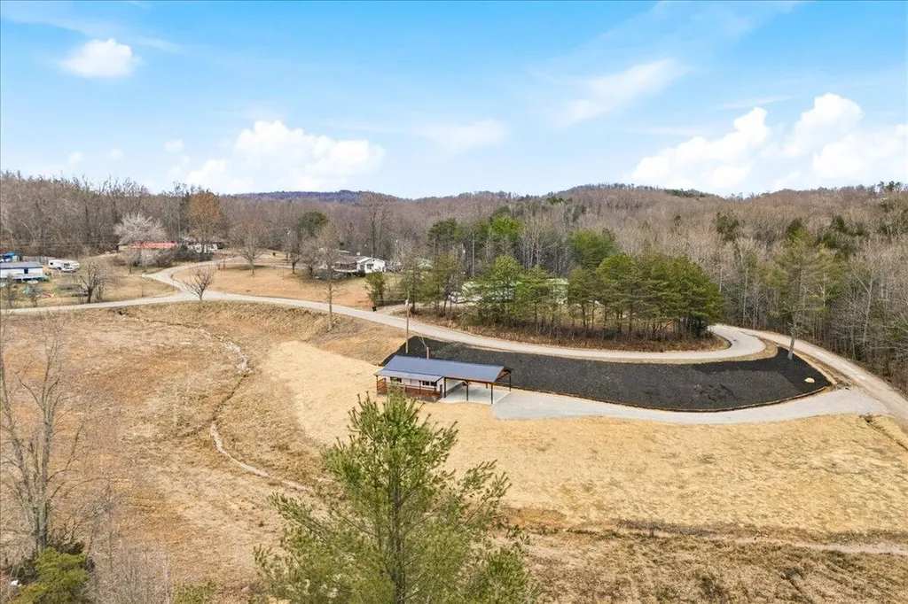 24 Audrey Drive Williamsburg KY 40769