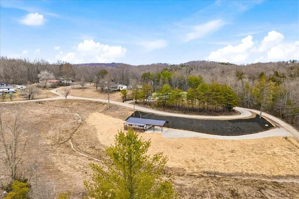 24 Audrey Drive Williamsburg KY 40769