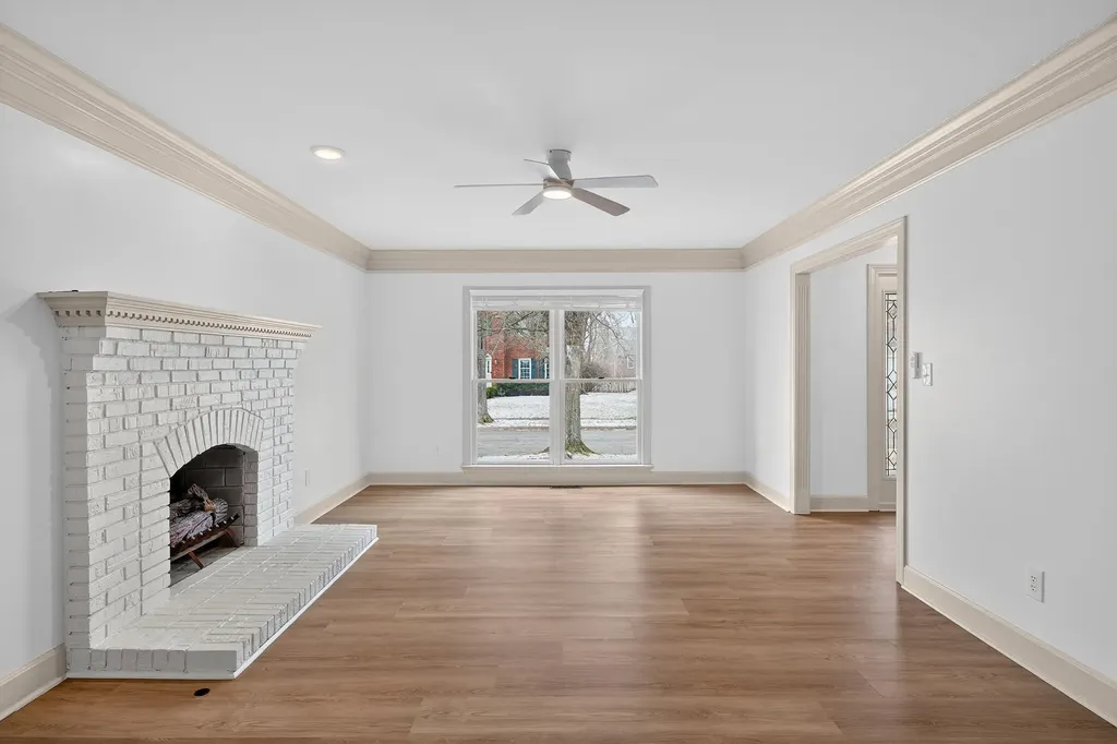 4732 Ironbridge Drive Lexington KY 40515