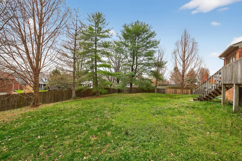 4732 Ironbridge Drive Lexington KY 40515