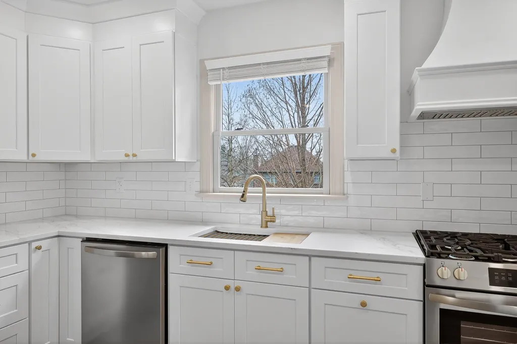 4732 Ironbridge Drive Lexington KY 40515
