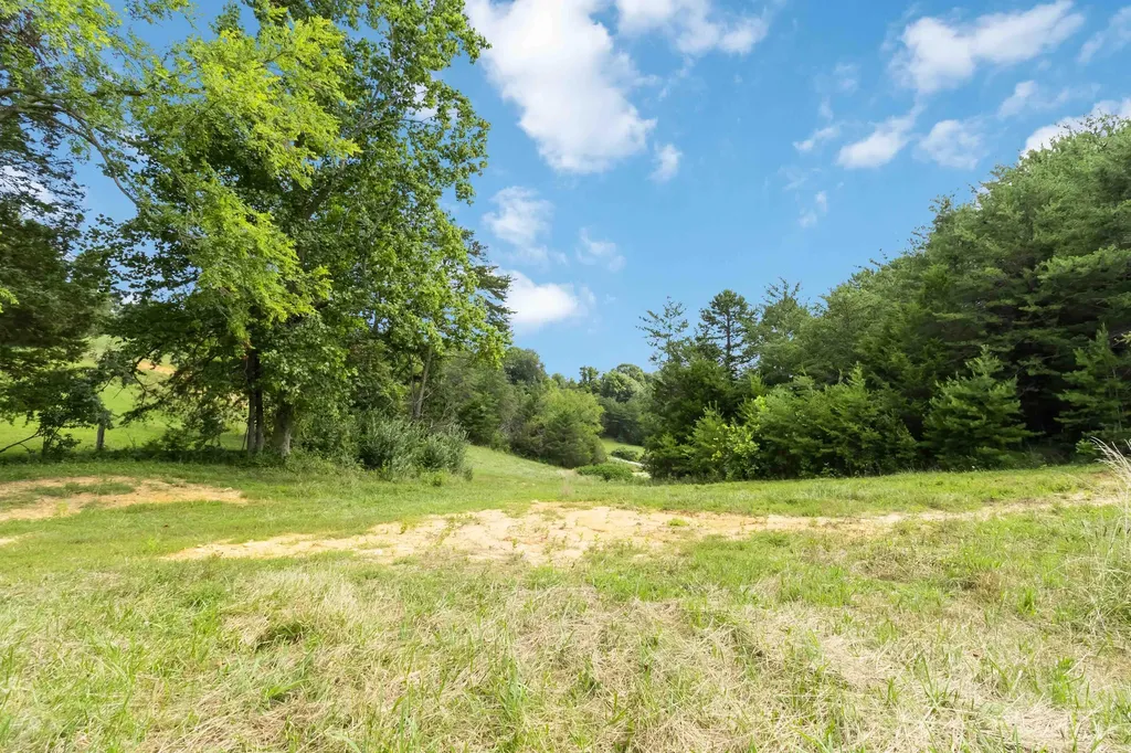 1245 Bridge Hollow Road Somerset KY 42503