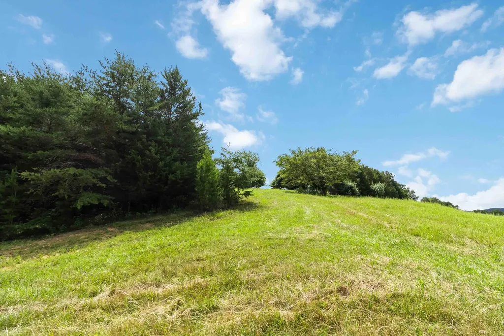 1245 Bridge Hollow Road Somerset KY 42503