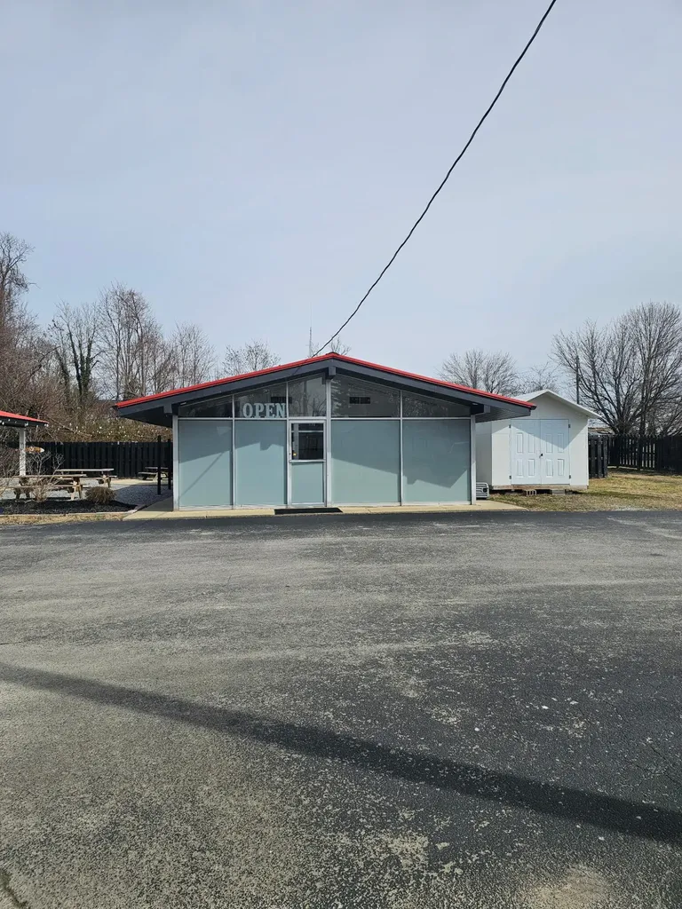 178 Lakeway Drive Russell Springs KY 42642