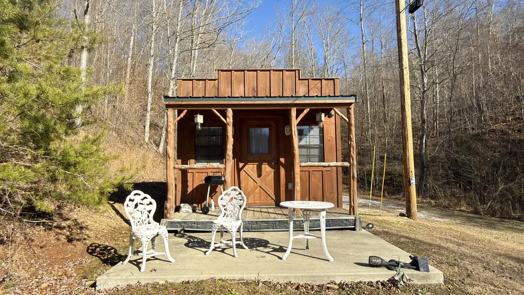 408 Highway 421 Mckee KY 40447