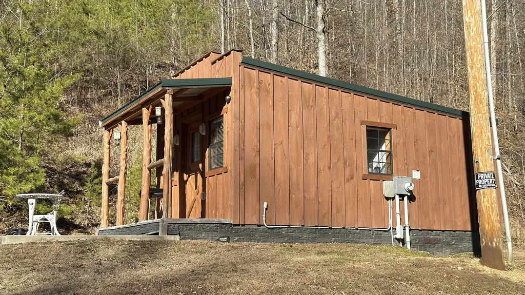 408 Highway 421 Mckee KY 40447