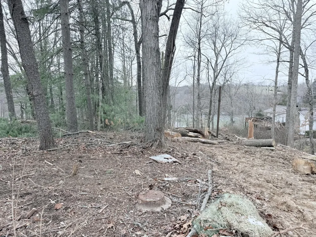 Lot 6 Shoreline Drive Somerset KY 42503