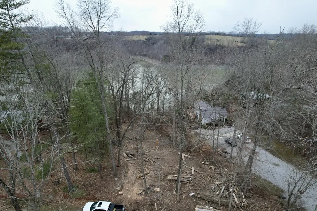 Lot 6 Shoreline Drive Somerset KY 42503
