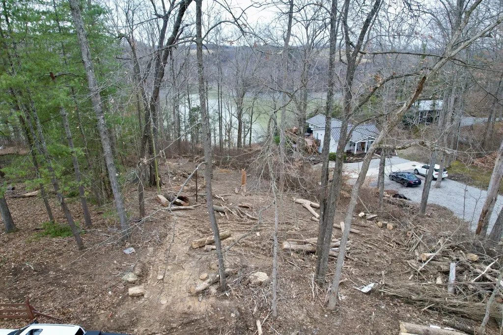 Lot 6 Shoreline Drive Somerset KY 42503