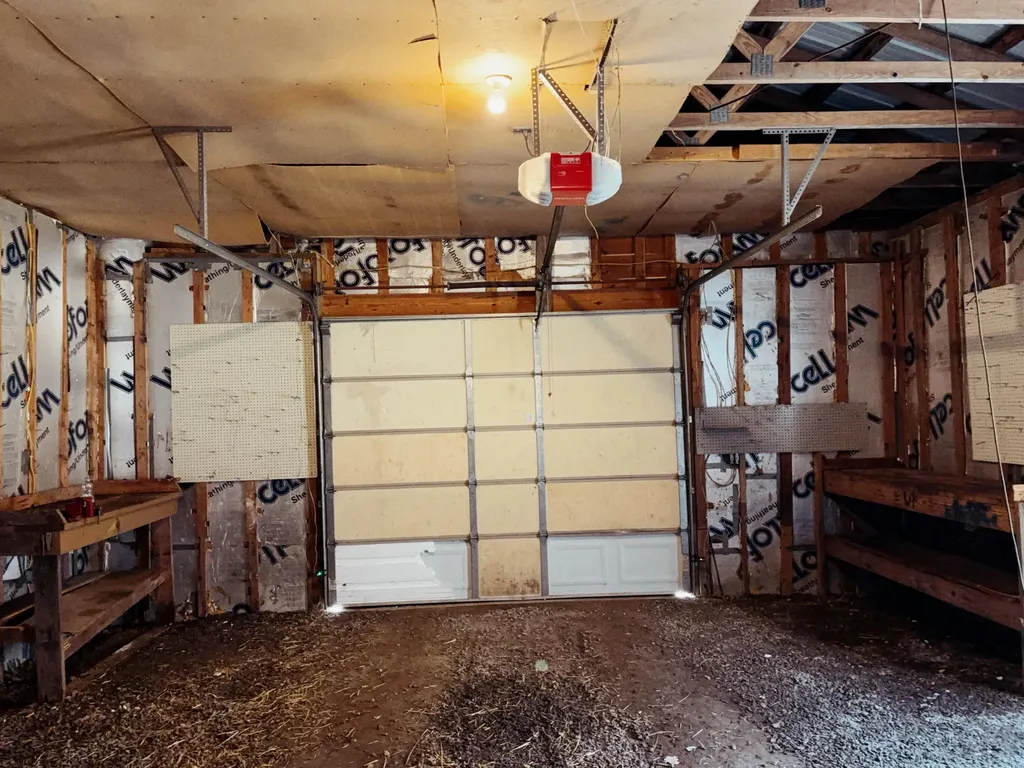 106 Honda Lane Flat Lick KY 40935