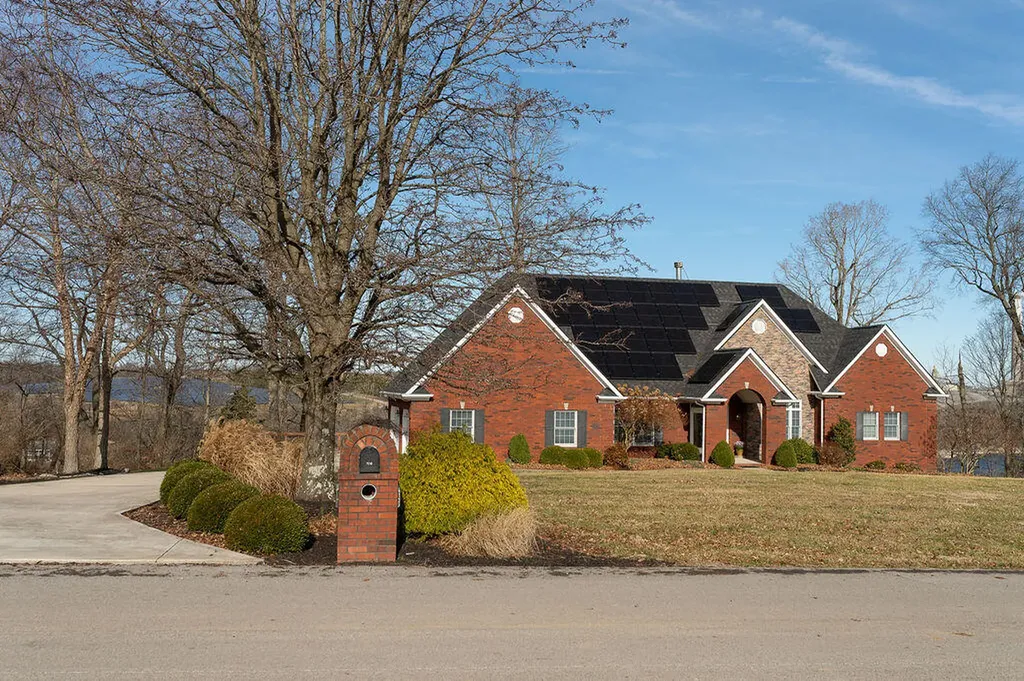 706 Hunter Drive Lancaster KY 40444