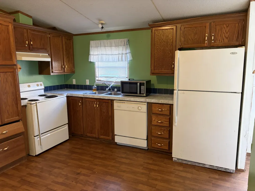 4028 Ky-225 Artemus KY 40903