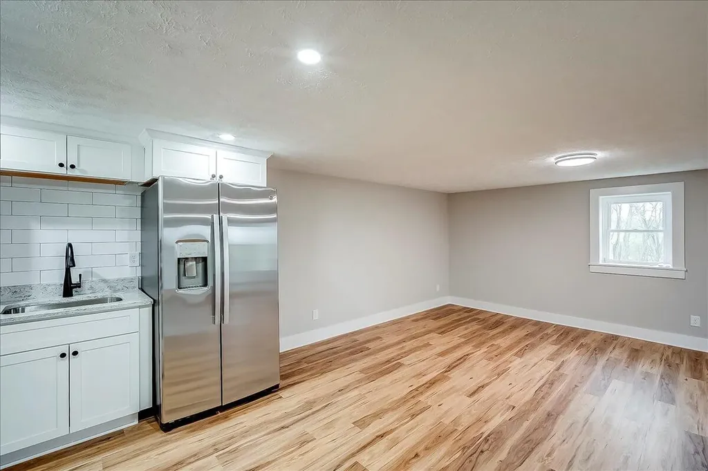 535 Twin Lakes Drive Lancaster KY 40444