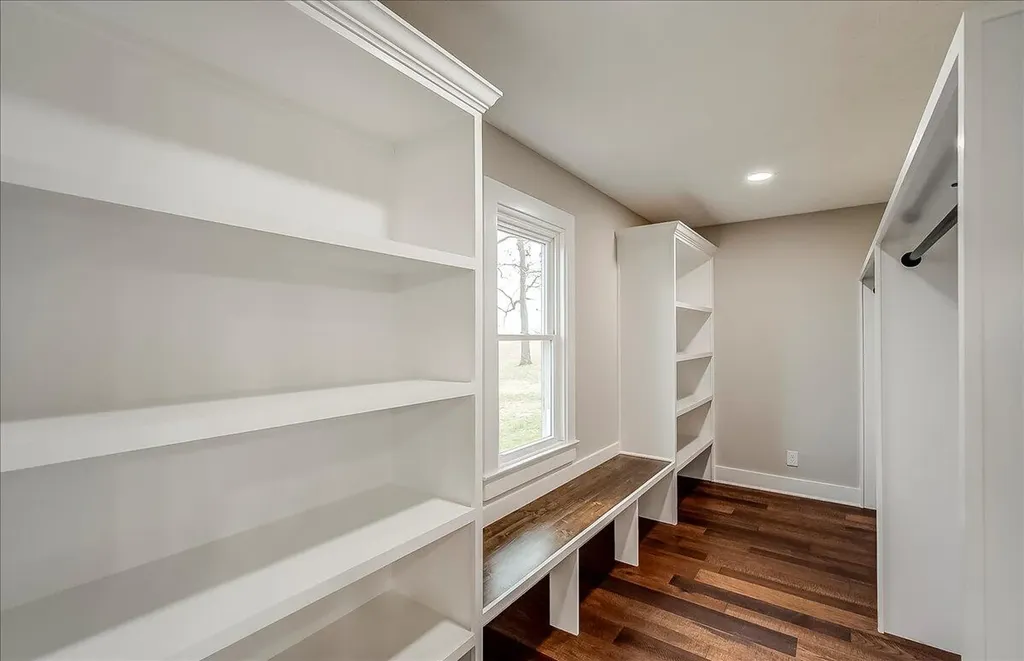 535 Twin Lakes Drive Lancaster KY 40444