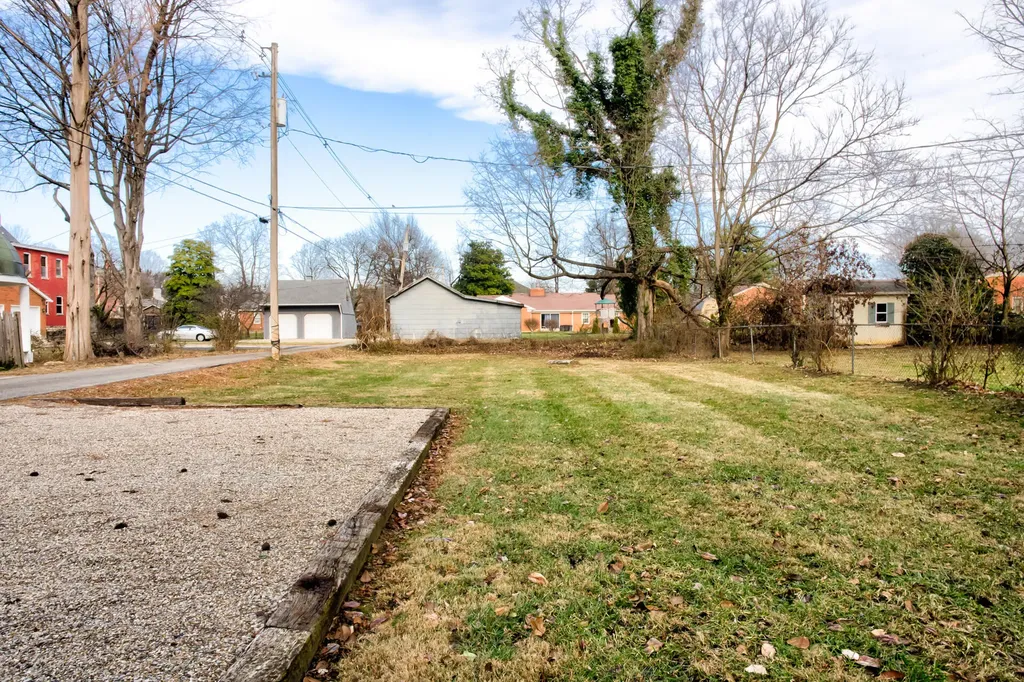 110 E Brashear Avenue Bardstown KY 40004