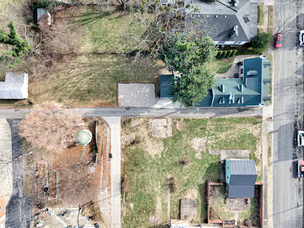 110 E Brashear Avenue Bardstown KY 40004