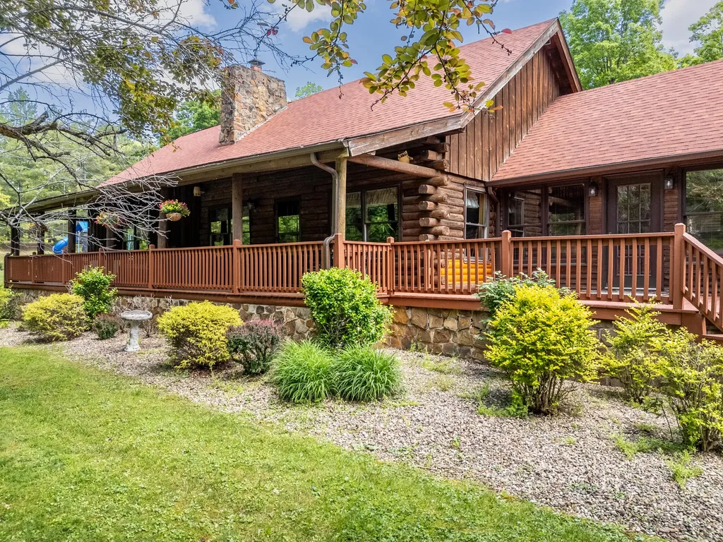 435 Hunters Lane Morehead KY 40351