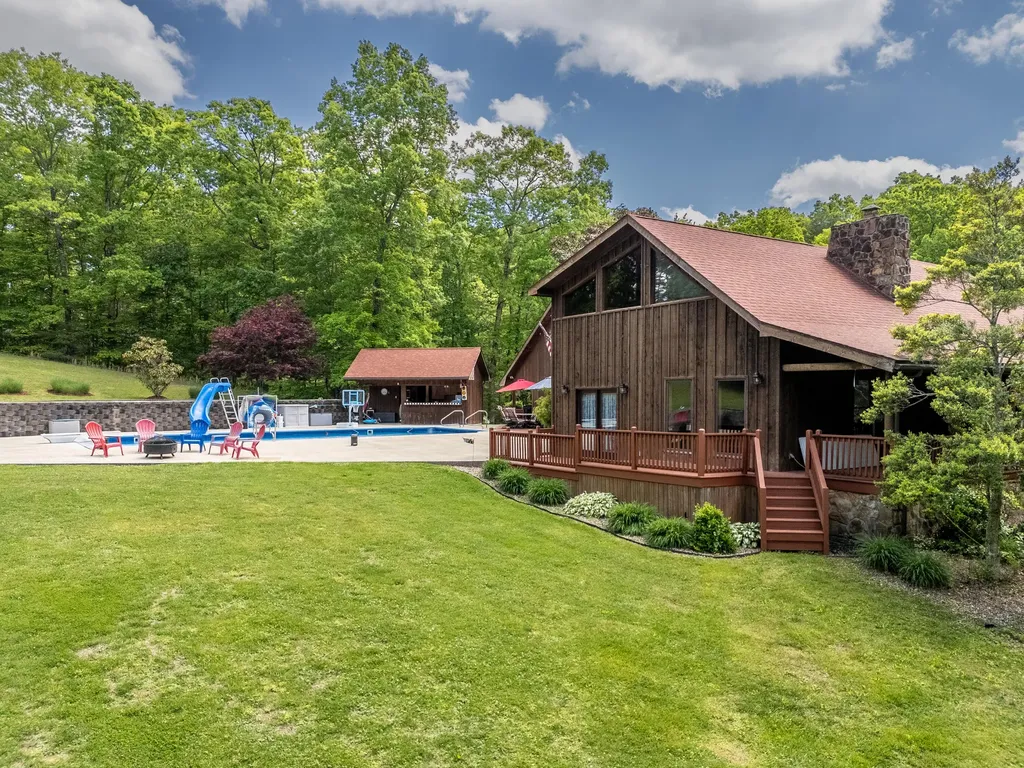 435 Hunters Lane Morehead KY 40351