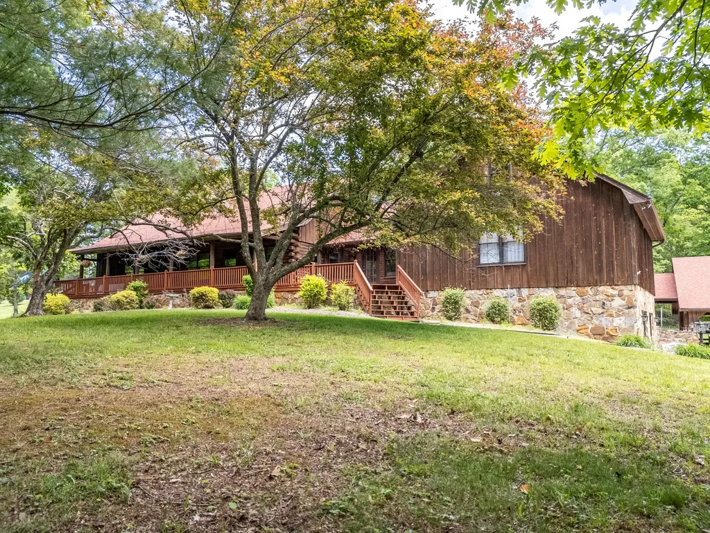 435 Hunters Lane Morehead KY 40351
