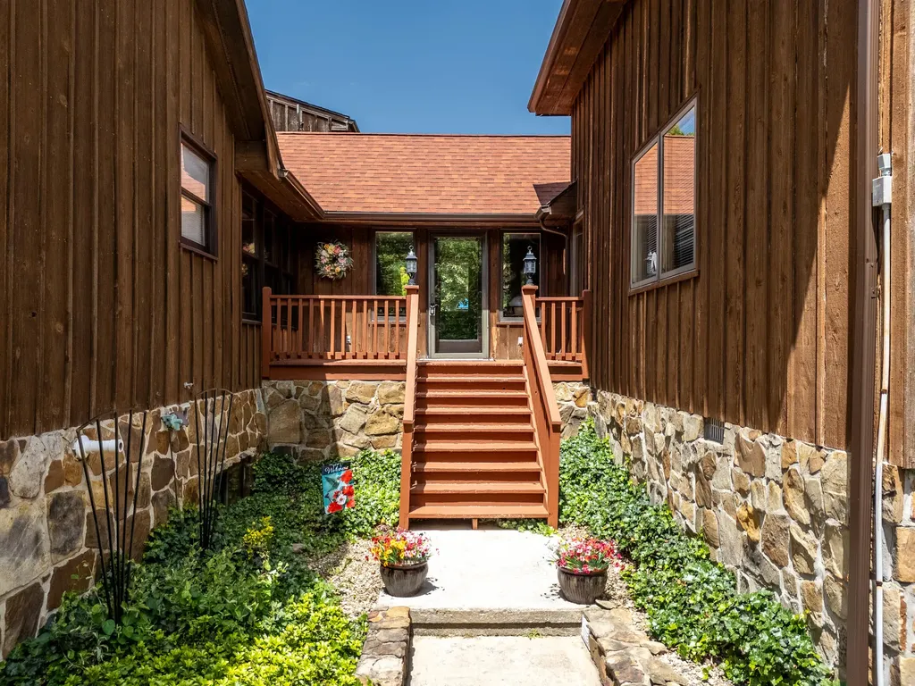435 Hunters Lane Morehead KY 40351