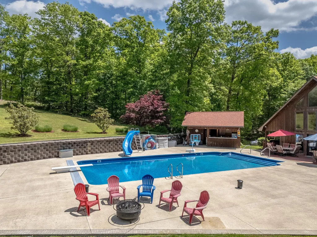 435 Hunters Lane Morehead KY 40351