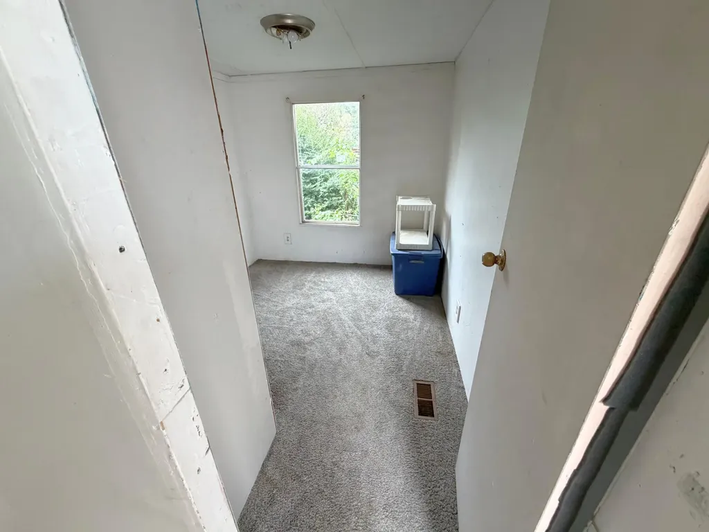 52 Drive Parker Lane Gray KY 40734