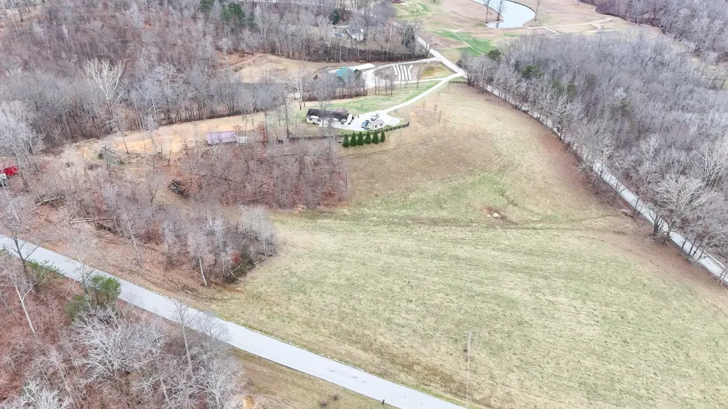 4800 Tom Cat Trail London KY 40741