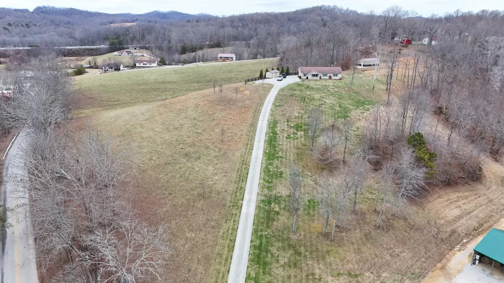 4800 Tom Cat Trail London KY 40741
