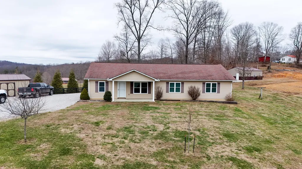 4800 Tom Cat Trail London KY 40741