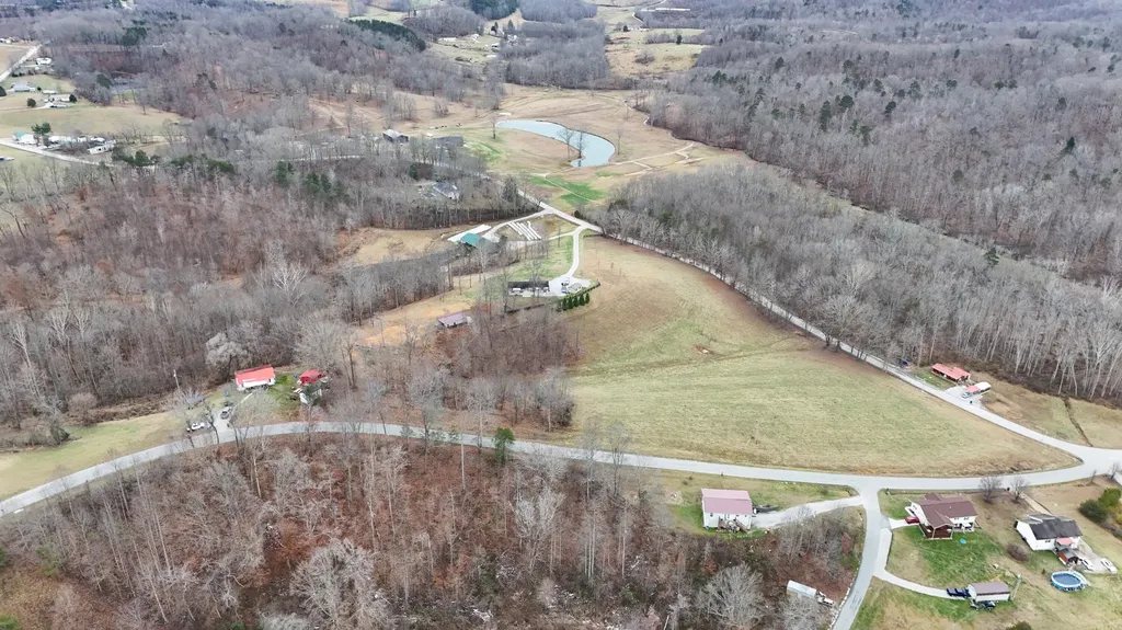 4800 Tom Cat Trail London KY 40741