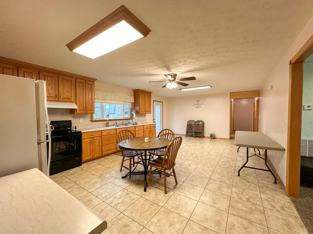 4800 Tom Cat Trail London KY 40741