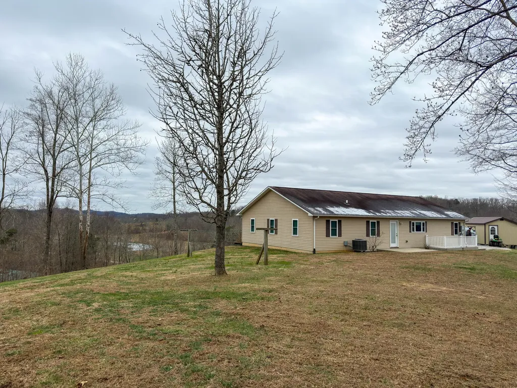 4800 Tom Cat Trail London KY 40741