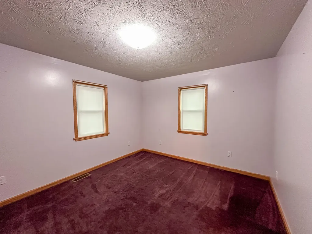 4800 Tom Cat Trail London KY 40741