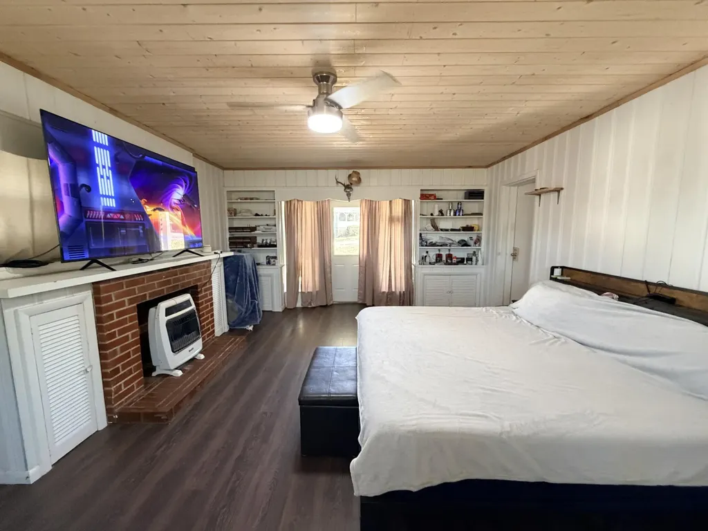 533 Mc Guire Avenue Beattyville KY 41311