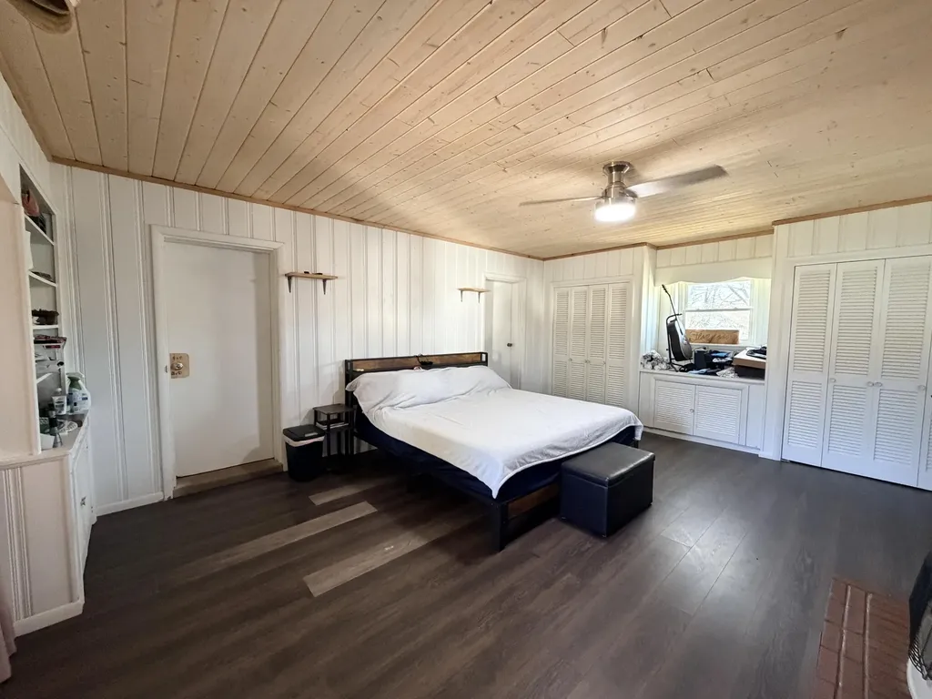 533 Mc Guire Avenue Beattyville KY 41311