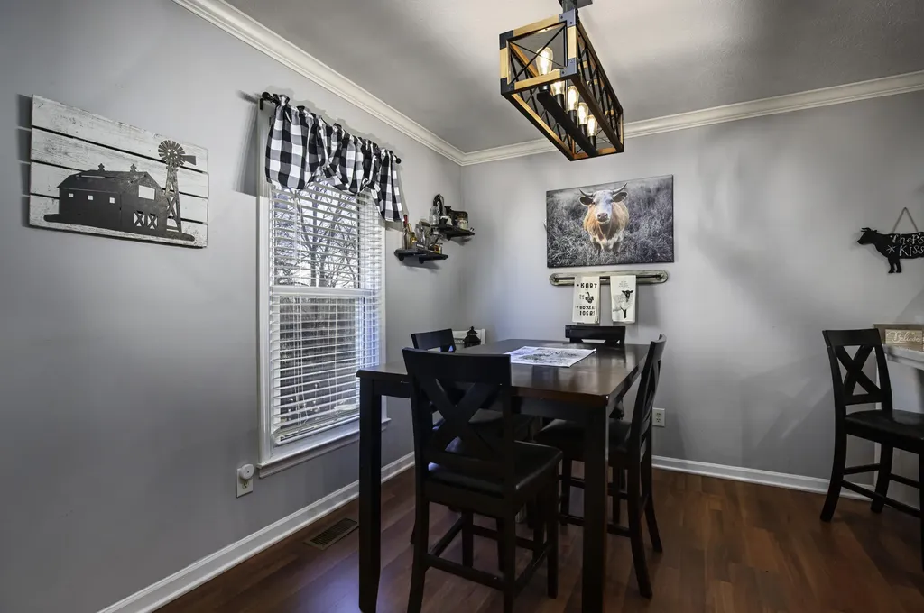 527 Sheffield Drive Versailles KY 40383
