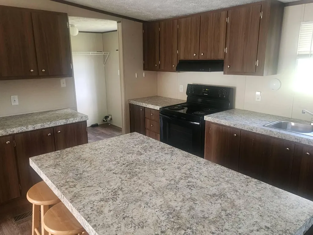 72 Vacation Street Nancy KY 42544