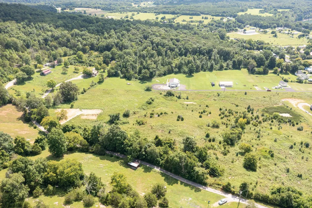 3729 Ky-790. Bear Hollow Road Bronston KY 42518