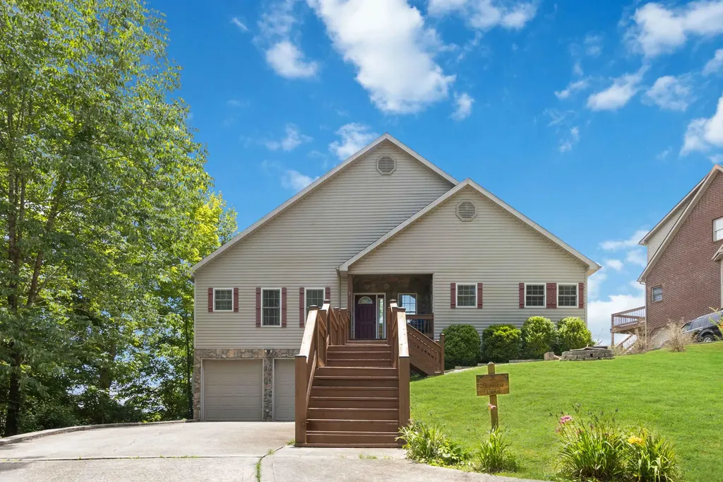 31 Sky View Lane Burnside KY 42519