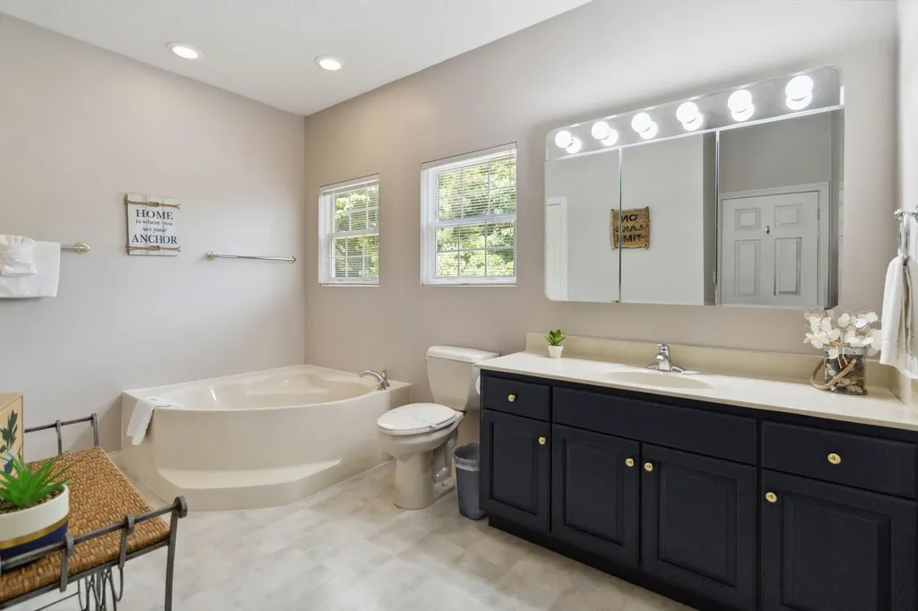 31 Sky View Lane Burnside KY 42519