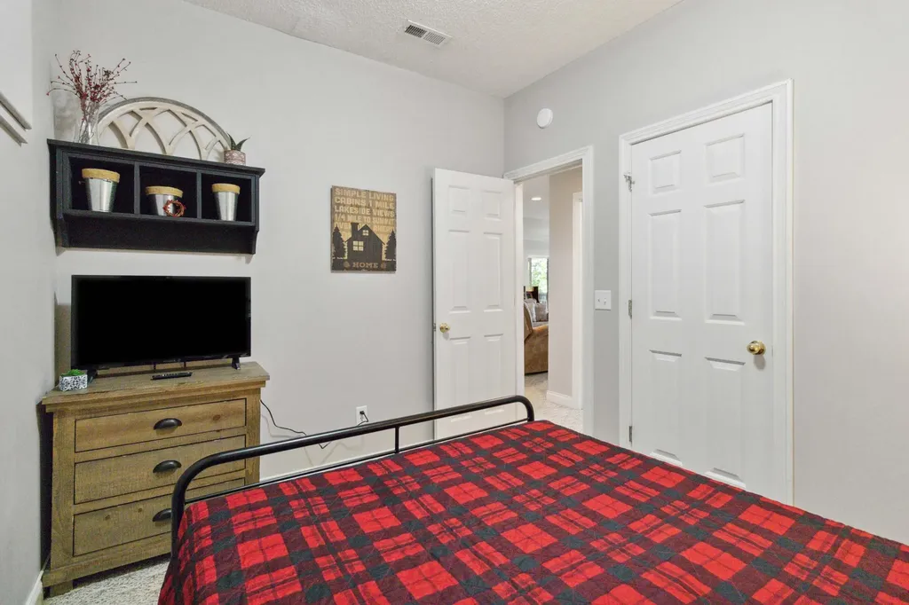 31 Sky View Lane Burnside KY 42519