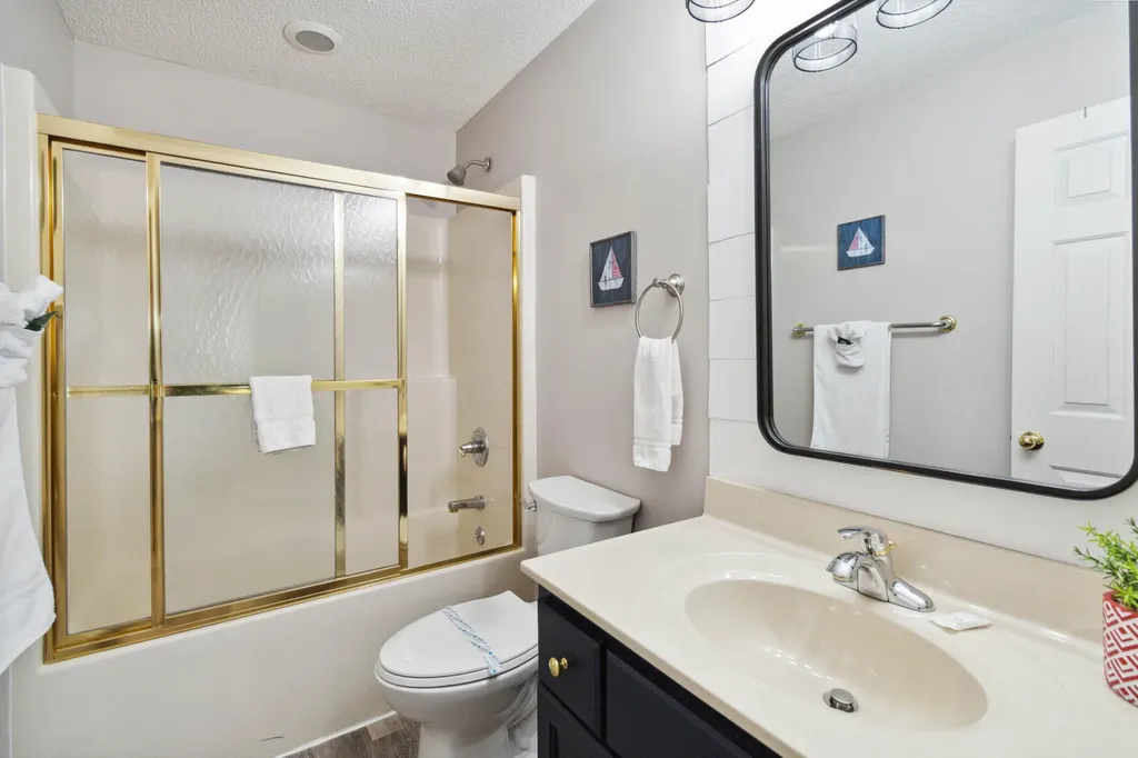 31 Sky View Lane Burnside KY 42519