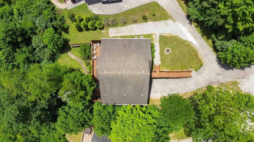 31 Sky View Lane Burnside KY 42519