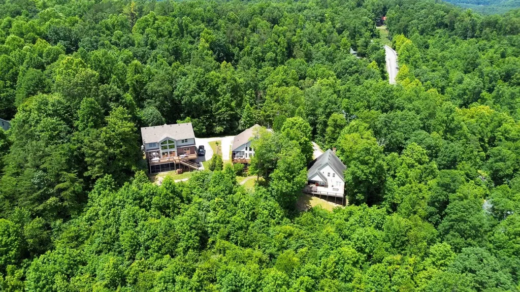 31 Sky View Lane Burnside KY 42519