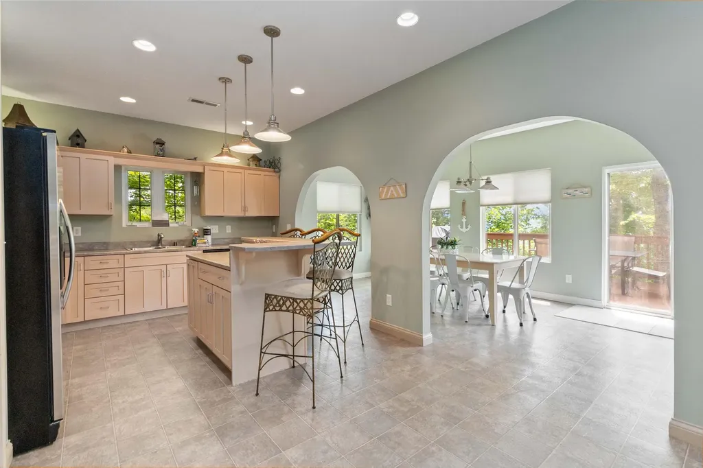 31 Sky View Lane Burnside KY 42519