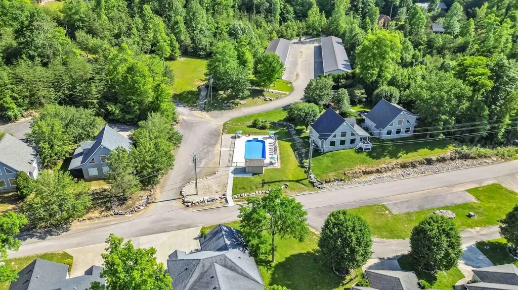 31 Sky View Lane Burnside KY 42519