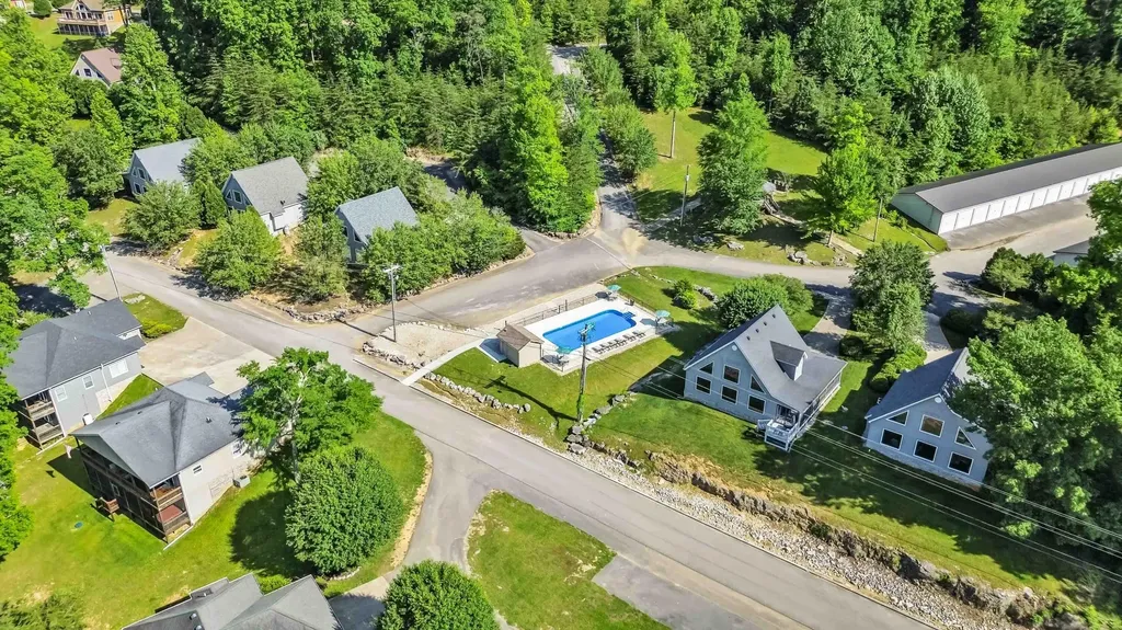 31 Sky View Lane Burnside KY 42519