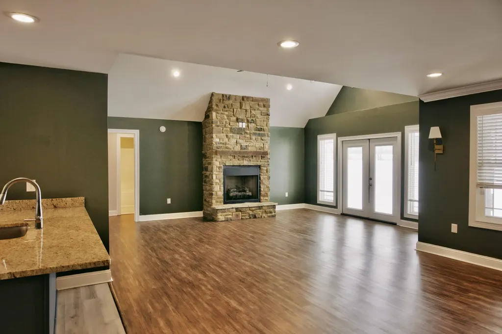104 Wellington Lane Frankfort KY 40601