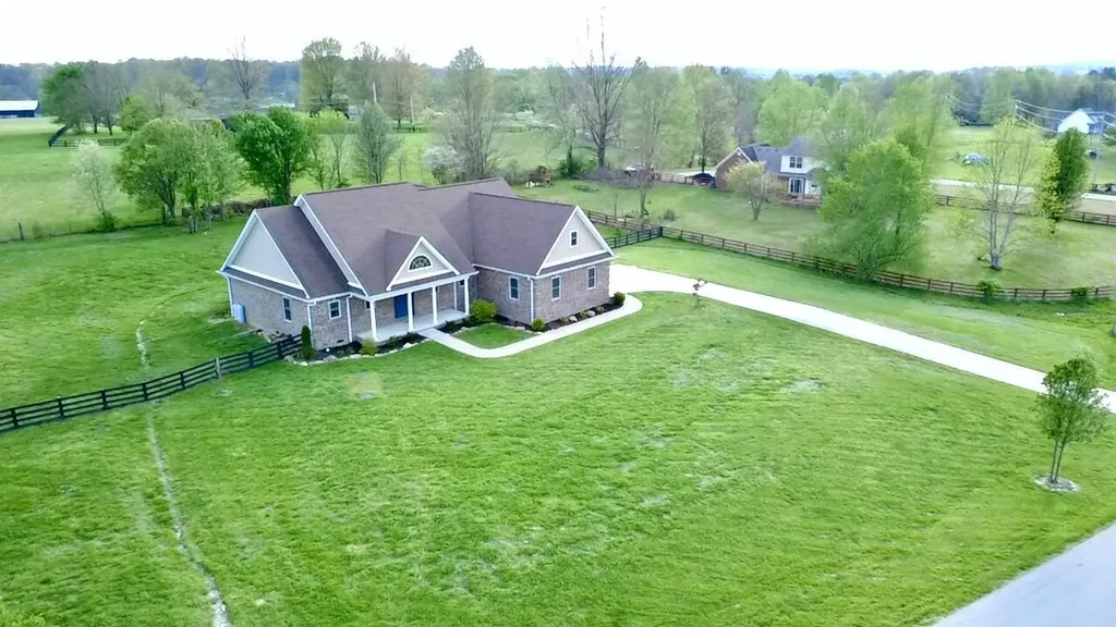104 Wellington Lane Frankfort KY 40601